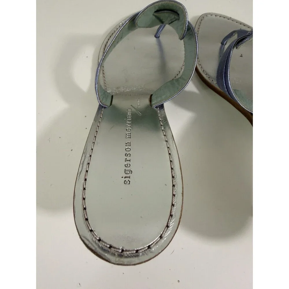 Sigerson Morrison Kitten Heel Sandals Thong Metallic Blue Sz 8.5 Y2K Fashion
